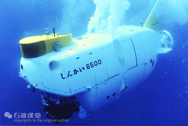 深海"挑战者号"抵达11000米深处的马里亚纳海沟 但载人潜水器体积庞大